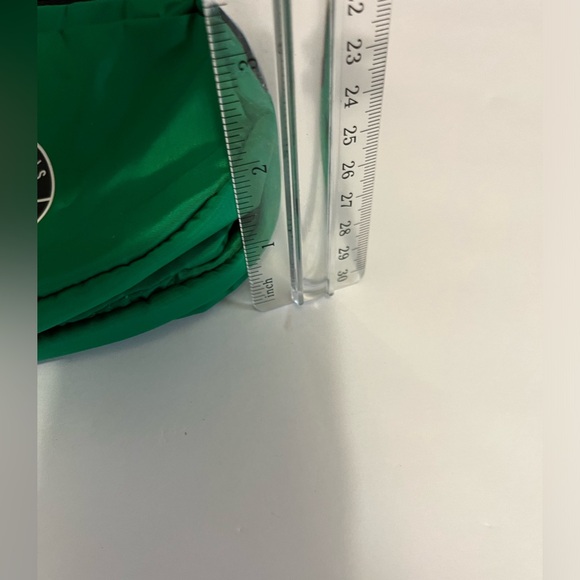 Adidas oval shaped belt bag Fannie pack - Picture 4 of 6